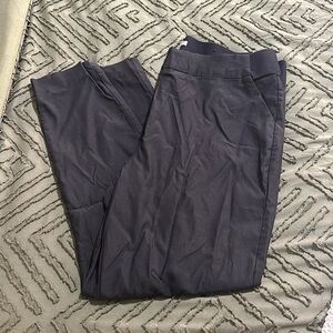 Black skinny jeggings